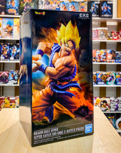 Charger l&#39;image dans la galerie, Son Goku Super Saiyan - Dragon Ball Z-Battle Figure
