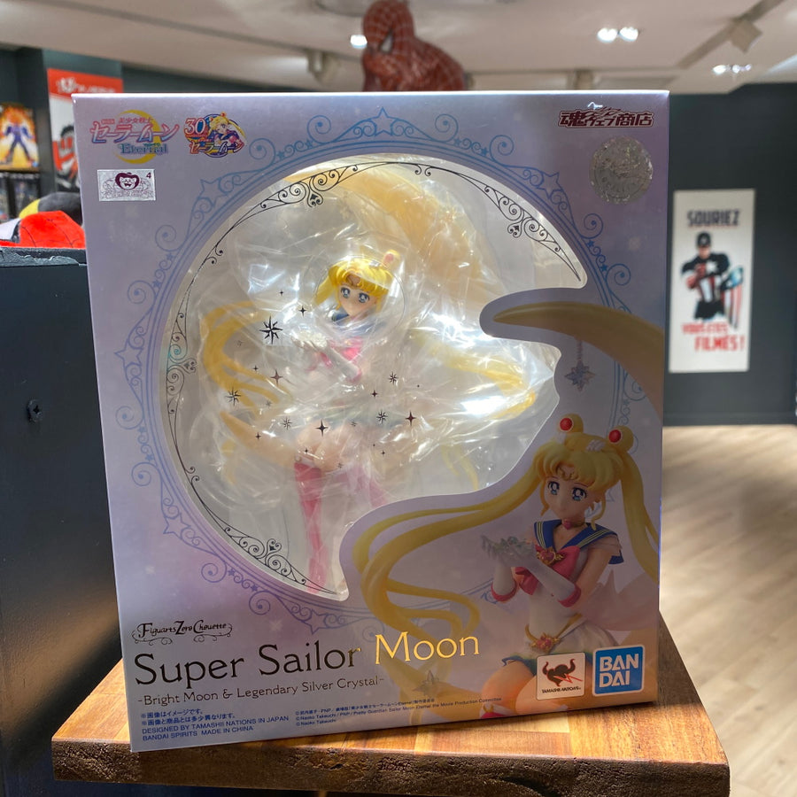 Super Sailor Moon Bright Moon : Figuarts Zero