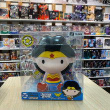 Charger l&#39;image dans la galerie, Wonder Woman Chibi - Tirelire
